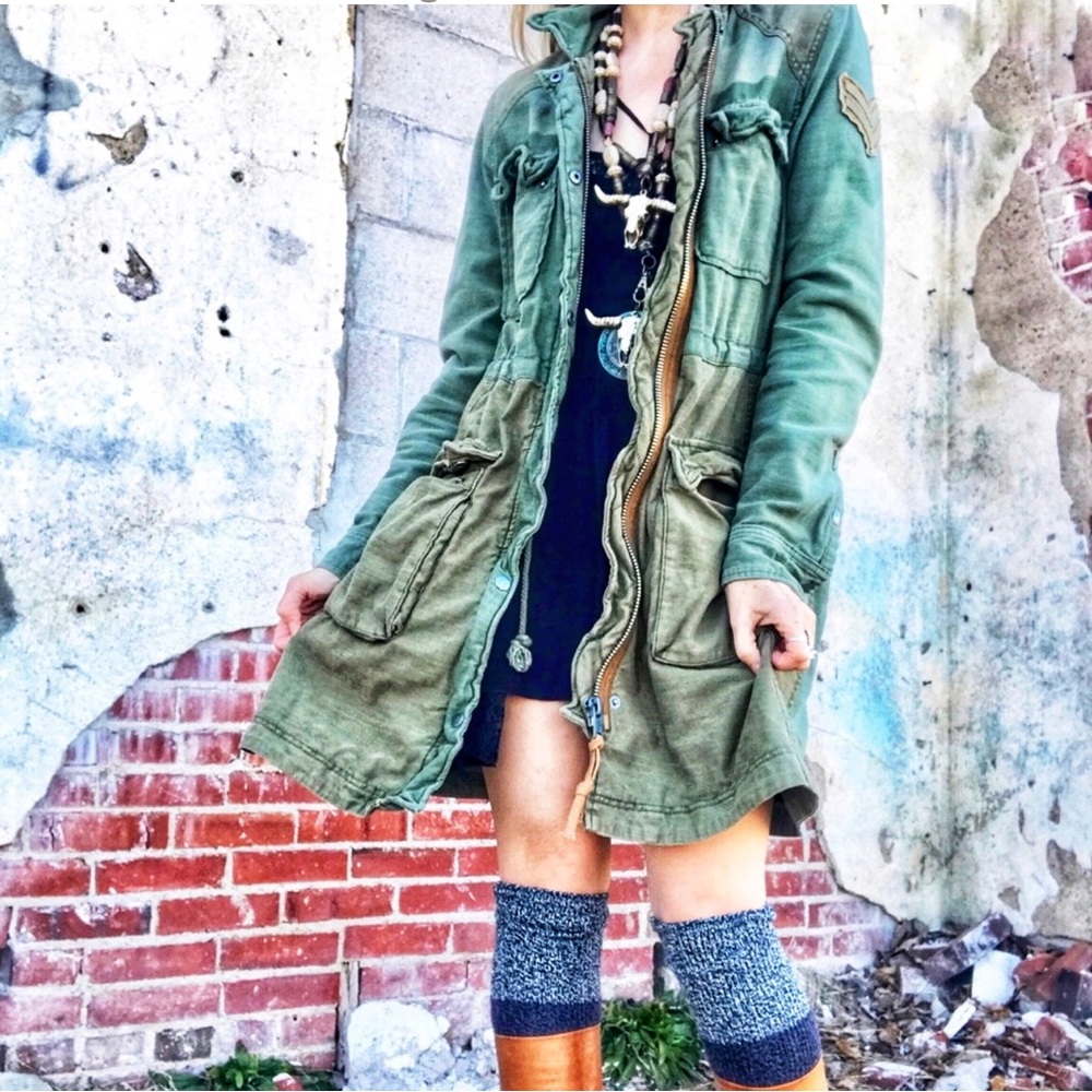 Free People Olive Green Utility Anorak Jacket in great used condition